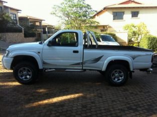 Toyota Hilux 3.0 KZTE Legend 35